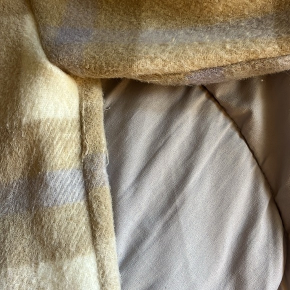 Plaid Jacket/Shacket - Picture 4 of 6